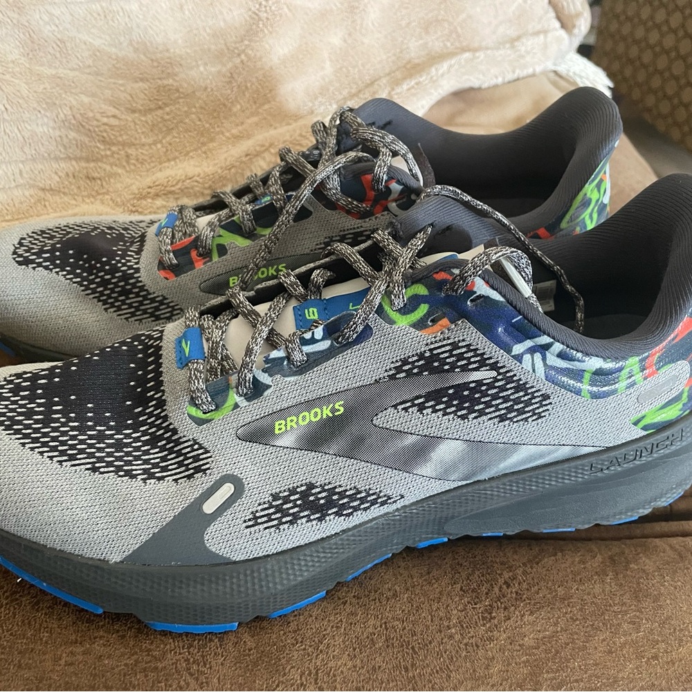Men’s Brooks Launch Running Shoes, size 11